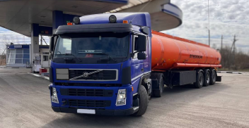 БЕНЗОВОЗ VOLVO